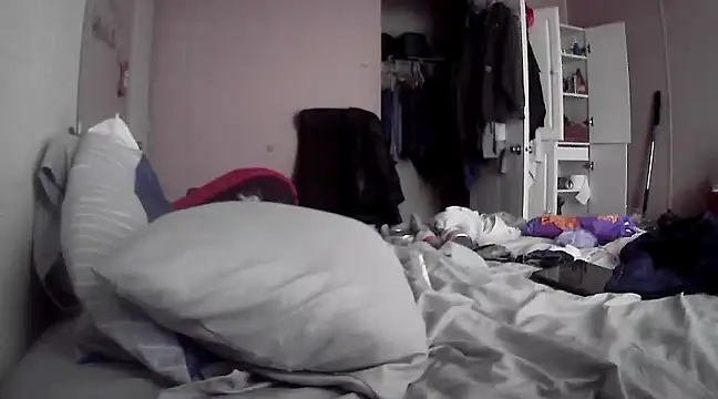 Snapshot of jck1m0t chatting on 01/17/25, 04:36 jck1m0t online show from 01/17/25, 04:36