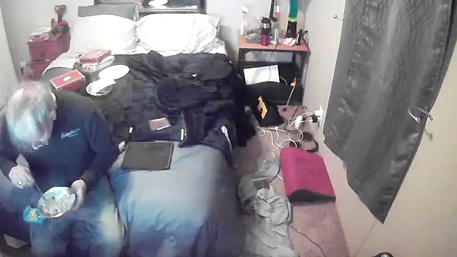 Snapshot of jck1m0t chatting on 02/13/25, 11:37 jck1m0t online show from 02/13/25, 11:37