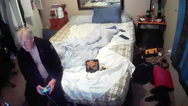 Snapshot of jck1m0t chatting on 02/15/25, 03:39 jck1m0t online show from 02/15/25, 03:39