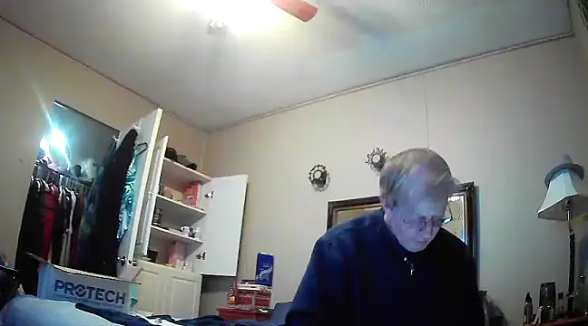 Snapshot of jck1m0t chatting on 03/18/25, 02:58 jck1m0t online show from 03/18/25, 02:58