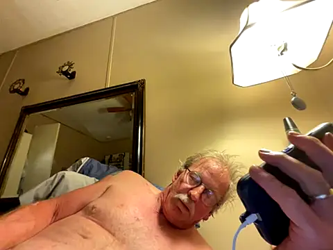 Snapshot of jck1m0t chatting on 09/21/25, 02:57 jck1m0t online show from 09/21/25, 02:57