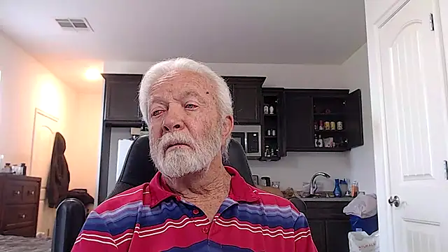 Snapshot of rockpoint69 chatting on 04/11/26, 01:26 rockpoint69 online show from 04/11/26, 01:26