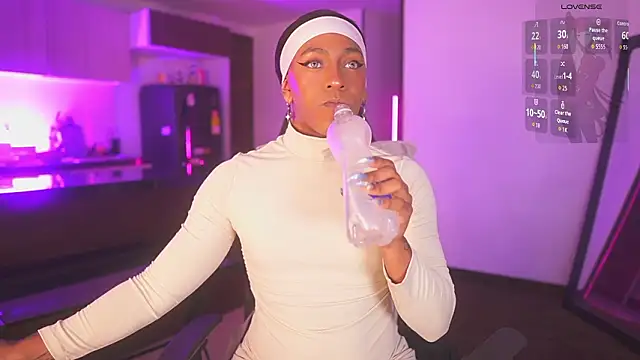 AmberRaus online show from 02/22/26, 11:03