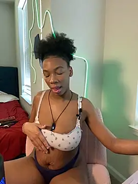 EatSweetMolly online show from 02/23/25, 12:37