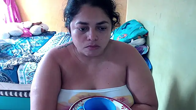 yulieth bbw online show from 01/11/26, 02:00