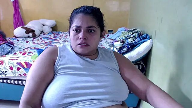 yulieth bbw online show from 03/04/26, 12:00