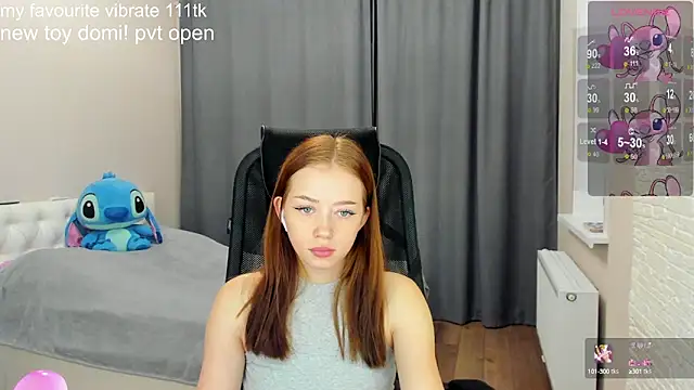 Hot Mia  online show from 12/04/24, 11:30