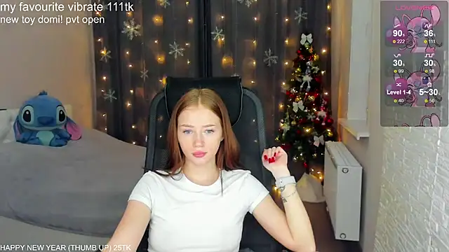 Hot Mia  online show from 12/12/24, 02:00