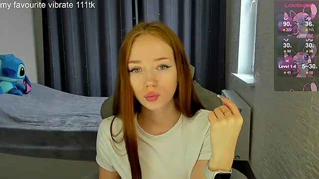 Hot Mia  online show from 03/11/25, 11:55