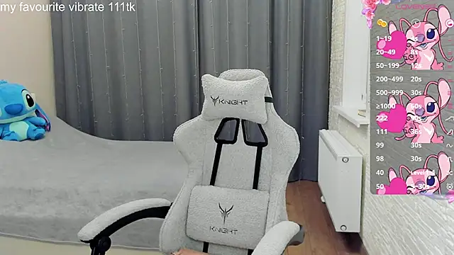 Hot Mia  online show from 03/21/25, 05:56