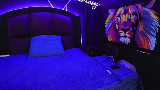 Snapshot of Secretfantasy_xxx chatting on 01/03/25, 05:17 Secretfantasy xxx online show from 01/03/25, 05:17