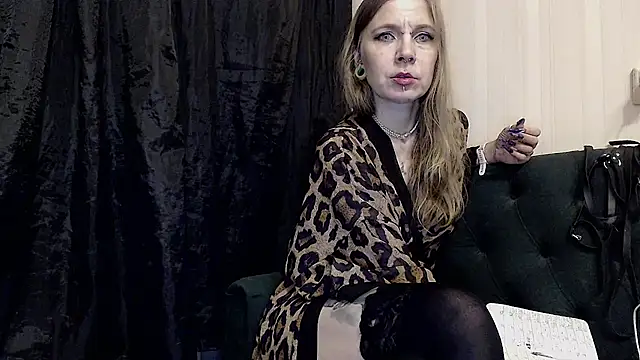 Snapshot of alexandra_zaryanova chatting on 10/23/25, 07:01 alexandra zaryanova online show from 10/23/25, 07:01