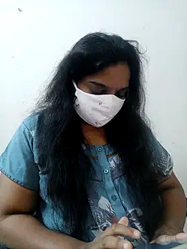 Snapshot of lovely-latha chatting on 02/18/26, 07:04 lovely-latha online show from 02/18/26, 07:04