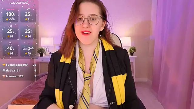 Charmy Gracy online show from 12/16/24, 02:38