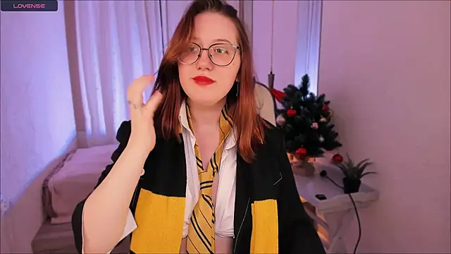 Charmy Gracy online show from 12/29/24, 01:49