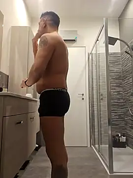 Snapshot of kekko-1982 chatting on 01/11/25, 09:26 kekko-1982 online show from 01/11/25, 09:26