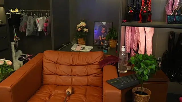 lacie le beauty online show from 01/13/25, 05:12