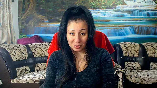 MoistMady online show from 02/02/26, 10:14