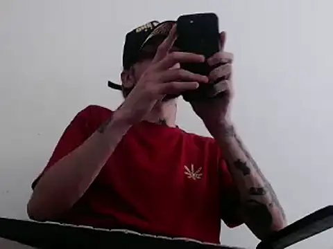 Snapshot of Christian_Stiven1 chatting on 12/01/24, 05:57 Christian Stiven1 online show from 12/01/24, 05:57