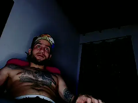 Snapshot of Christian_Stiven1 chatting on 01/21/25, 01:18 Christian Stiven1 online show from 01/21/25, 01:18