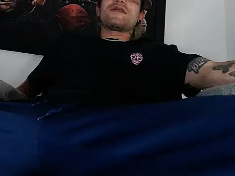 Snapshot of Christian_Stiven1 chatting on 03/17/25, 03:36 Christian Stiven1 online show from 03/17/25, 03:36