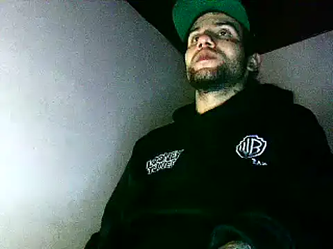 Snapshot of Christian_Stiven1 chatting on 03/29/26, 02:00 Christian Stiven1 online show from 03/29/26, 02:00