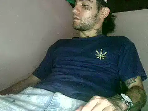 Snapshot of Christian_Stiven1 chatting on 04/22/26, 06:53 Christian Stiven1 online show from 04/22/26, 06:53