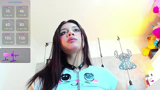 Snapshot of Rebeca_xs chatting on 02/03/26, 05:27 Rebeca xs online show from 02/03/26, 05:27