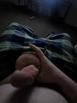 Snapshot of WhiteMeat069 chatting on 03/11/25, 05:27 WhiteMeat069 online show from 03/11/25, 05:27