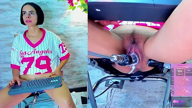 Snapshot of Amelia_Myers chatting on 11/13/25, 12:20 Amelia Myers online show from 11/13/25, 12:20