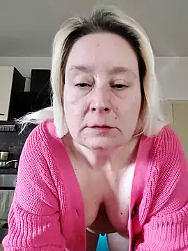 Snapshot of GeileEstelle chatting on 04/09/26, 06:19 GeileEstelle online show from 04/09/26, 06:19