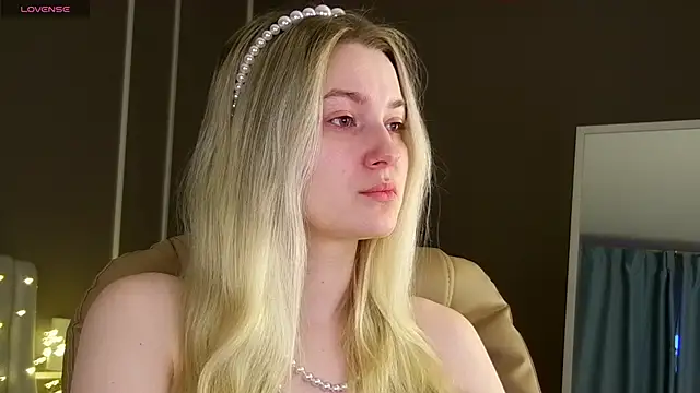 elinanortas online show from 03/08/25, 01:06