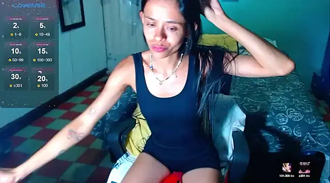 Snapshot of Mia_sexy18_ chatting on 03/16/25, 02:43 Mia sexy18 online show from 03/16/25, 02:43