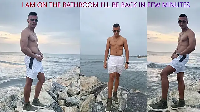 Snapshot of DavidAngell7 chatting on 12/16/24, 06:32 DavidAngell7 online show from 12/16/24, 06:32