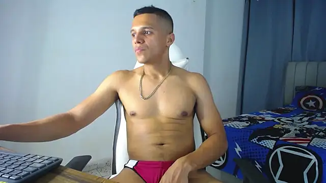 Snapshot of DavidAngell7 chatting on 12/25/24, 12:27 DavidAngell7 online show from 12/25/24, 12:27