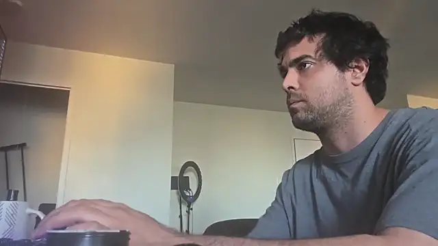 Snapshot of PandaSweets chatting on 10/29/25, 09:38 PandaSweets online show from 10/29/25, 09:38