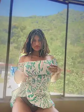 Snapshot of sexi_noemi chatting on 09/27/25, 03:50 sexi noemi online show from 09/27/25, 03:50