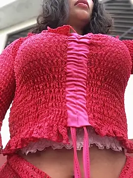 Snapshot of sexi_noemi chatting on 10/03/25, 02:58 sexi noemi online show from 10/03/25, 02:58