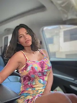 Snapshot of sexi_noemi chatting on 10/23/25, 05:23 sexi noemi online show from 10/23/25, 05:23