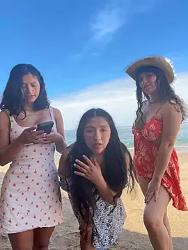 Snapshot of sexi_noemi chatting on 12/05/25, 03:41 sexi noemi online show from 12/05/25, 03:41