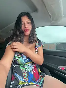Snapshot of sexi_noemi chatting on 06/17/26, 02:18 sexi noemi online show from 06/17/26, 02:18
