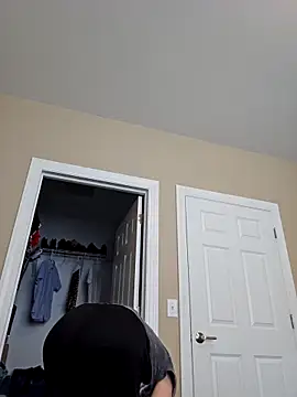 Snapshot of AmethystFoxx chatting on 09/08/25, 05:34 AmethystFoxx online show from 09/08/25, 05:34