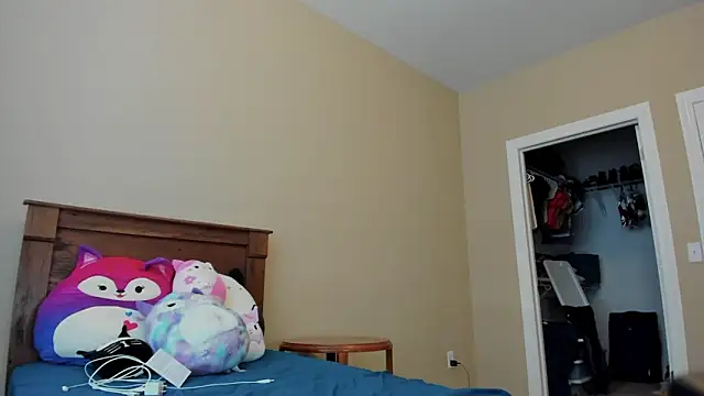 Snapshot of AmethystFoxx chatting on 10/02/25, 07:32 AmethystFoxx online show from 10/02/25, 07:32