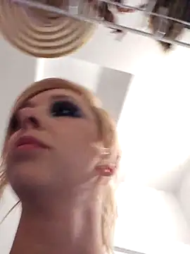 Snapshot of AmethystFoxx chatting on 03/13/26, 09:43 AmethystFoxx online show from 03/13/26, 09:43