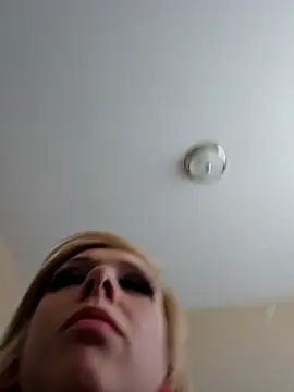 Snapshot of AmethystFoxx chatting on 03/25/26, 06:47 AmethystFoxx online show from 03/25/26, 06:47