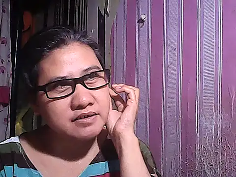 sweetsosie18 online show from 09/19/25, 07:25