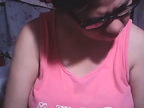 sweetsosie18 online show from 10/20/25, 06:52