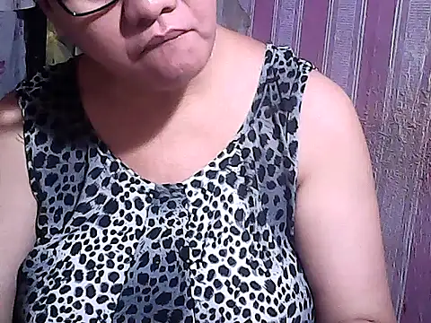 sweetsosie18 online show from 11/13/25, 01:21