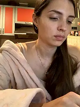 SeducingYoghourt online show from 12/08/24, 04:28