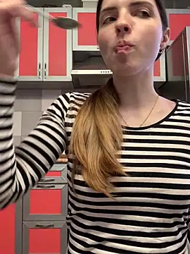 SeducingYoghourt online show from 03/19/25, 11:17